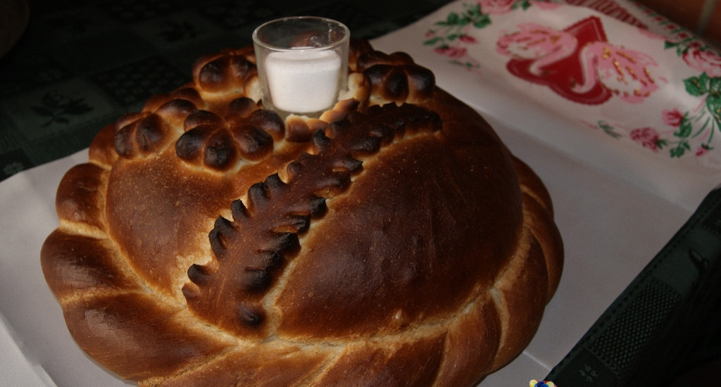 Что за свадьба без каравая?
